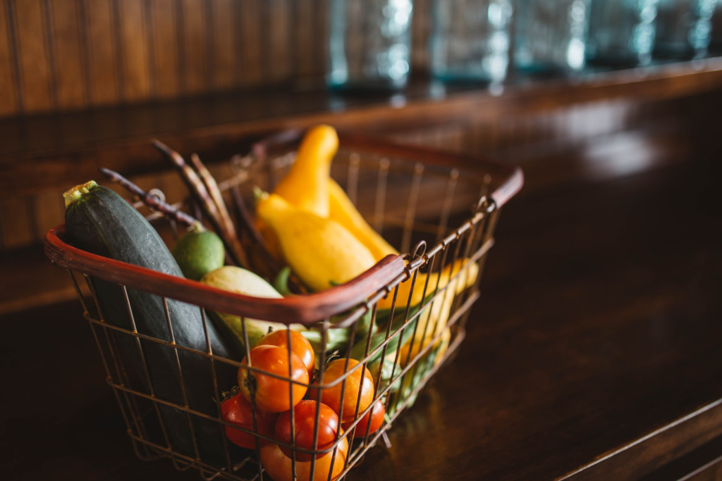 Panier de legumes organiques